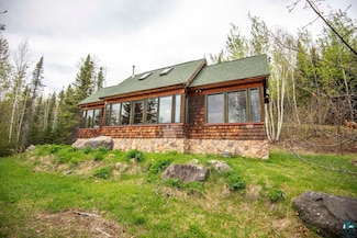 258 Soderberg Ln, Grand Marais, MN 55604