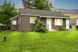 200 Vardon St, Liverpool, NY 13088