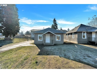 2103 E 27th St, Vancouver, WA 98661