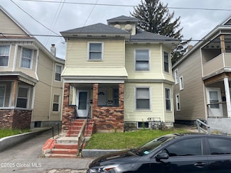 1220 Crane St, Schenectady, NY 12303