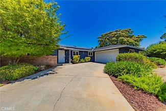 1096 W Twain Ave, Fresno, CA 93711