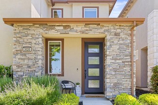 3020 Edgeview Dr, Sacramento, CA 95833