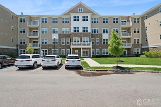 726 Lorhan Dr Unit 726, Piscataway, NJ 08854
