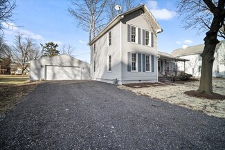 108 W Main St, Danvers, IL 61732