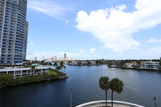 20515 E Country Club Dr Unit 543, Aventura, FL 33180