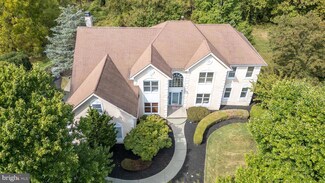 1255 Bridle Estates Dr, Yardley, PA 19067
