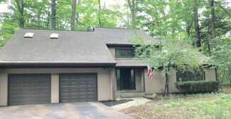 199 Portchester Rd, Holland, MI 49424