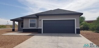 10 Ironwood Place, Roswell, NM 88201