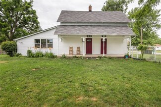 83 E Walnut St, Fountaintown, IN 46130