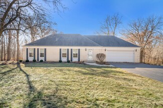 6572 N Deer Path Rd, Oregon, IL 61061