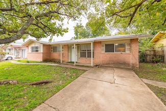 1816 E Tucker Blvd, Arlington, TX 76010