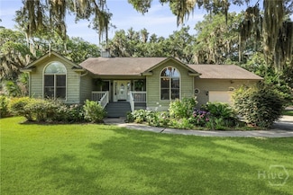 550 Strathy Hall Dr, Richmond Hill, GA 31324