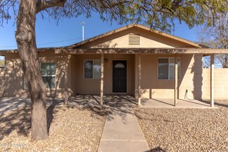 1146 E 6th St, Casa Grande, AZ 85122