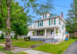 94 Andrew St, Kingston, NY 12401