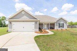 122 Milford Cir, Perry, GA 31069