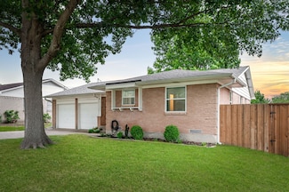 613 Decca Dr, Richardson, TX 75080
