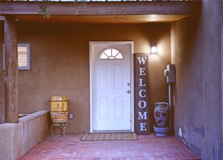 33 Rio Ojo Rd, Ojo Caliente, NM 87549