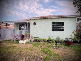 326 E Plymouth St, Long Beach, CA 90805