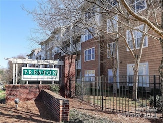 1000 E Woodlawn Rd Unit 416, Charlotte, NC 28209