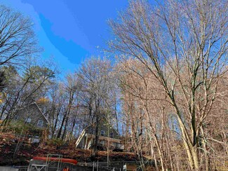 13 Elm Terrace, Springfield, VT 05156