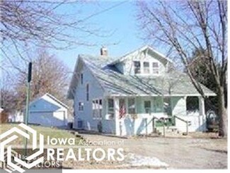 413 W Clark St, Clarinda, IA 51632