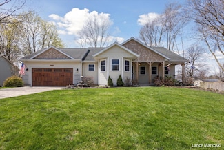 1369 Trevor Ct NE, Grand Rapids, MI 49525