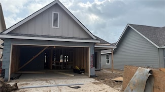 882 Kickapoo Ln, College Station, TX 77845