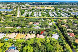 2560 Whispering Oaks Ln, Delray Beach, FL 33445
