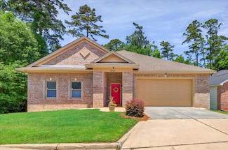 3300 Harbor Club Dr, Tallahassee, FL 32308