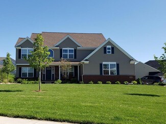 10648 Valley View Dr, Saline, MI 48176
