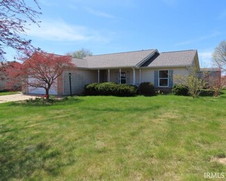 108 N Rebecca St, Claypool, IN 46510