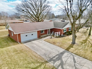 806 Sunset Dr, Dwight, IL 60420