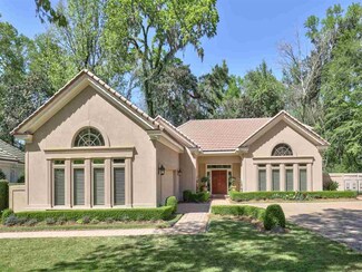 527 Woodfern Ct, Tallahassee, FL 32312