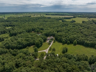 1330 County Road 2663, Clark, MO 65243