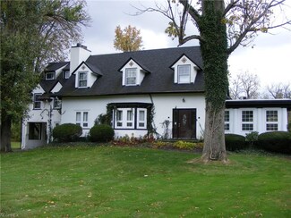 335 E College St, Oberlin, OH 44074