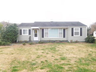 604 E O'Neal St, Gaffney, SC 29340