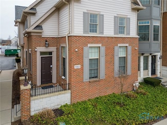 5162 Bostwick Rd, Perrysburg, OH 43551