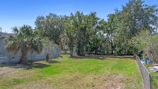 909 W 12th St, Sanford, FL 32771