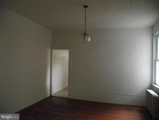 2836 Ellicott Dr, Baltimore, MD 21216