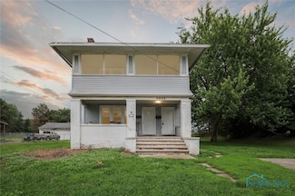 3042 Schneider Rd, Toledo, OH 43614