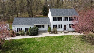 65 County Rd, Marion, CT 06444