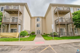 7446 S Louise Ave Unit 302, Sioux Falls, SD 57108