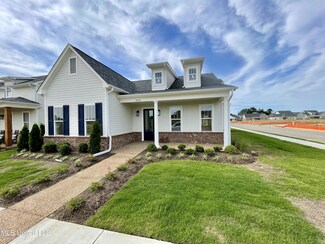 2844 Market Square Ave, Southaven, MS 38672