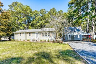 5357 Cedar Dr, Chincoteague Island, VA 23336