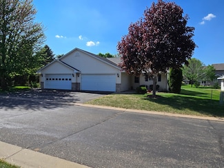 3782 Shannon Dr, Hastings, MN 55033