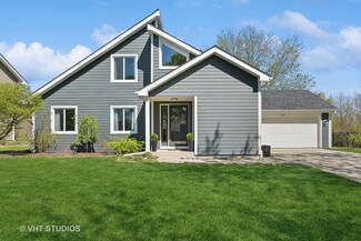 11S067 Sheri St, Naperville, IL 60565
