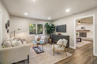 5512 Valhalla Dr, Carmichael, CA 95608