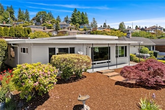 12138 Shorewood Dr SW, Burien, WA 98146