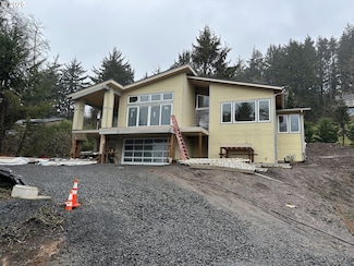 780 Monica Ct, Cannon Beach, OR 97110
