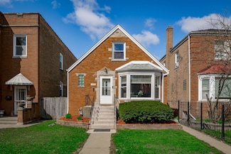 4950 N Mason Ave, Chicago, IL 60630